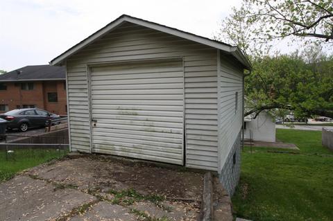 5932 River Rd, Cincinnati, OH 45233 photo 3
