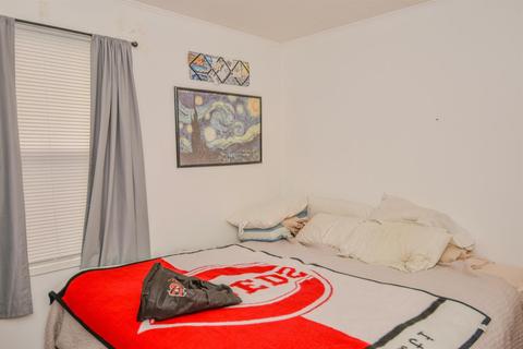 3263 Berwyn Pl, Cincinnati, OH 45209 photo 8