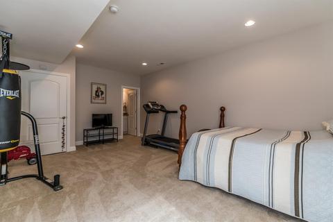 6636 Corbly Rd, Cincinnati, OH 45230 photo 21