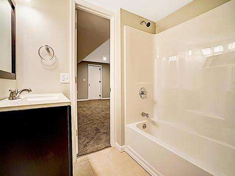 8772 Mockingbird Ln, Cincinnati, OH 45231 photo 12