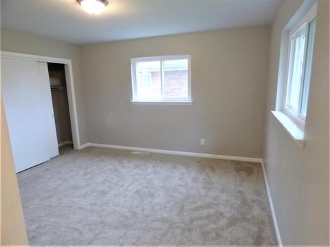 700 Danbury Rd, Forest Park, OH 45240 photo 16