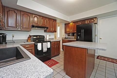 3182 Red Brick Ct, Maineville, OH 45039 photo 9