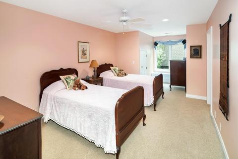 37 Hampton Ln, Cincinnati, OH 45208 photo 13