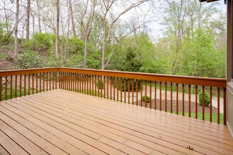 37 Hampton Ln, Cincinnati, OH 45208 photo 9