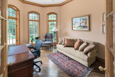 37 Hampton Ln, Cincinnati, OH 45208 photo 10