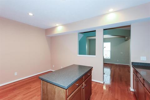 961 Lost Xing, Cincinnati, OH 45231 photo 12