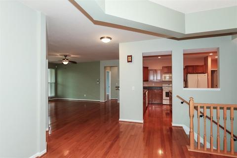 961 Lost Xing, Cincinnati, OH 45231 photo 4