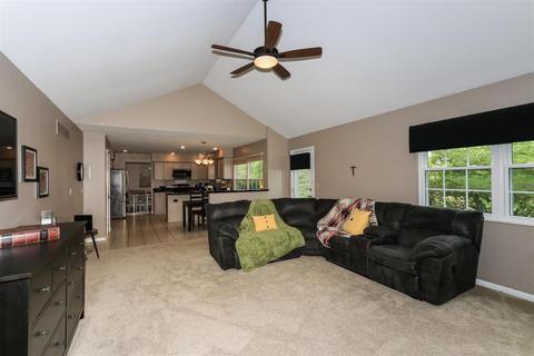 2400 Candlemakers Ln, Maineville, OH 45039 photo 8