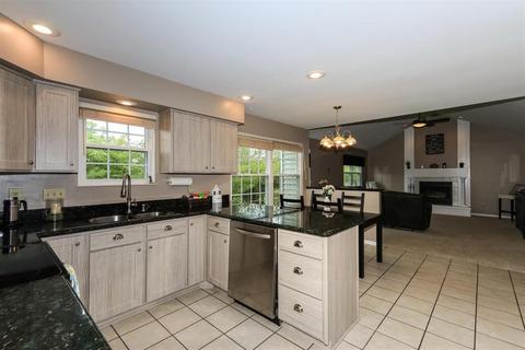 2400 Candlemakers Ln, Maineville, OH 45039 photo 12