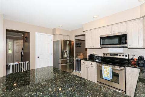 2400 Candlemakers Ln, Maineville, OH 45039 photo 13