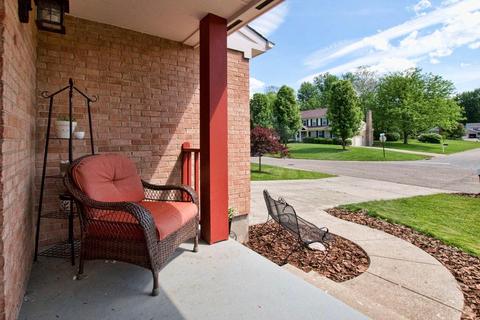 540 Hamblin Dr, Cincinnati, OH 45255 photo 2