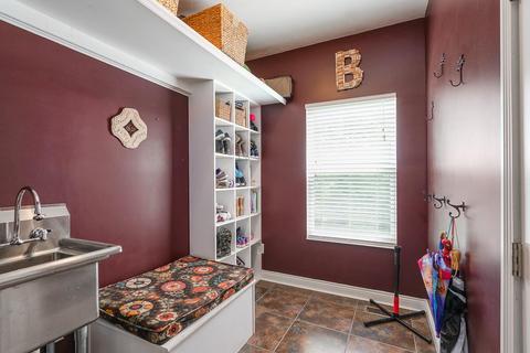 1064 Oak Forest Dr, Morrow, OH 45152 photo 11
