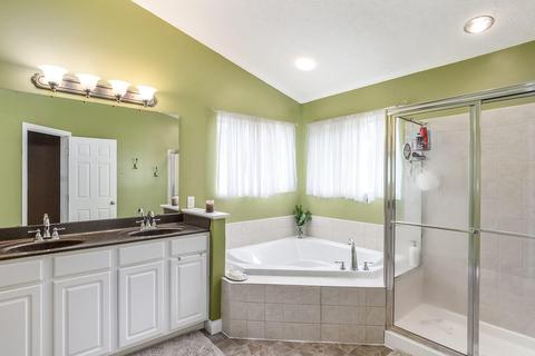 1064 Oak Forest Dr, Morrow, OH 45152 photo 23