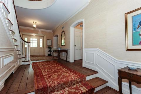 8175 Brill Rd, Cincinnati, OH 45243 photo 5