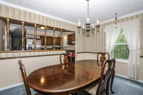 903 Sarbrook Dr, Cincinnati, OH 45231 photo 7