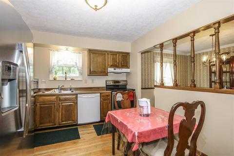 903 Sarbrook Dr, Cincinnati, OH 45231 photo 9