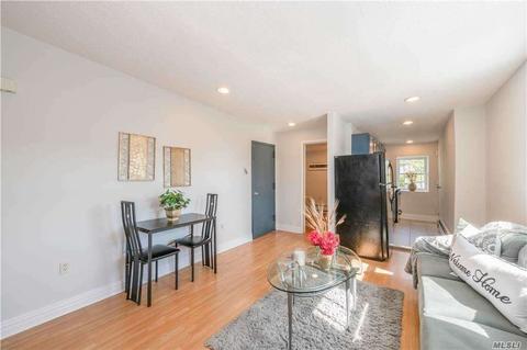 205 Stablewatch Ct, Monroe, OH 45050 photo 6