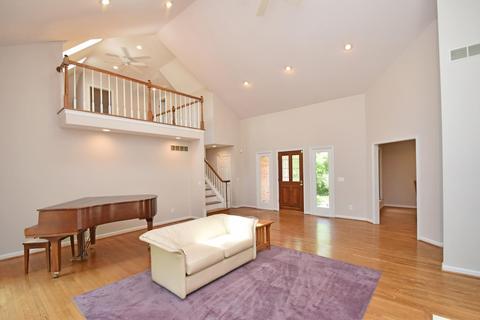 3278 Lamarc Trl, Evendale, OH 45241 photo 4