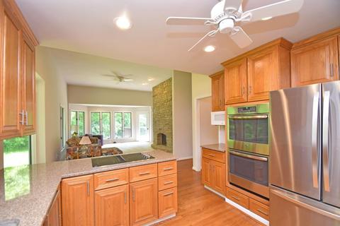 3278 Lamarc Trl, Evendale, OH 45241 photo 8