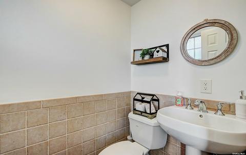 2425 N Bend Rd, Cincinnati, OH 45239 photo 6
