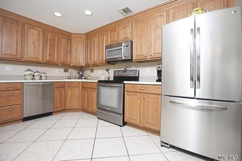 3052 Glenmore Ave, Cincinnati, OH 45238 photo 12