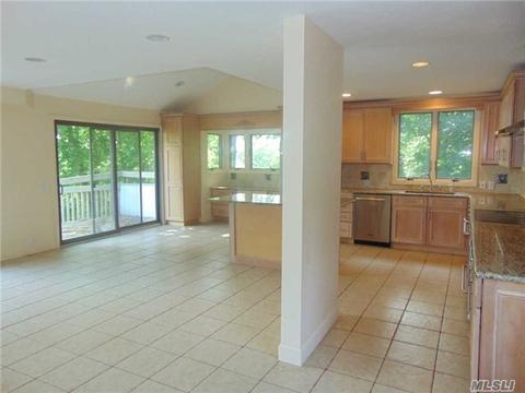 120 Lynette Ct, Monroe, OH 45050 photo 2