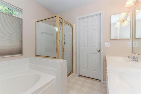 4137 Brandonmore Dr, Cincinnati, OH 45255 photo 18