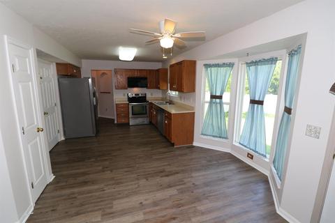 4146 Drummore Ln, Cincinnati, OH 45245 photo 6