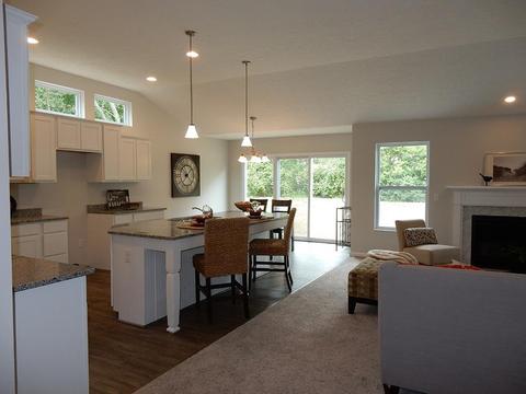 698 Oak Forest Dr, Morrow, OH 45152 photo 5