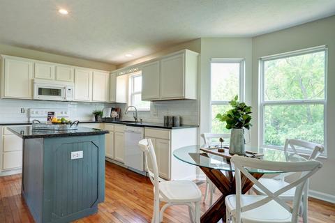 7290 Northgate Dr, Maineville, OH 45039 photo 3