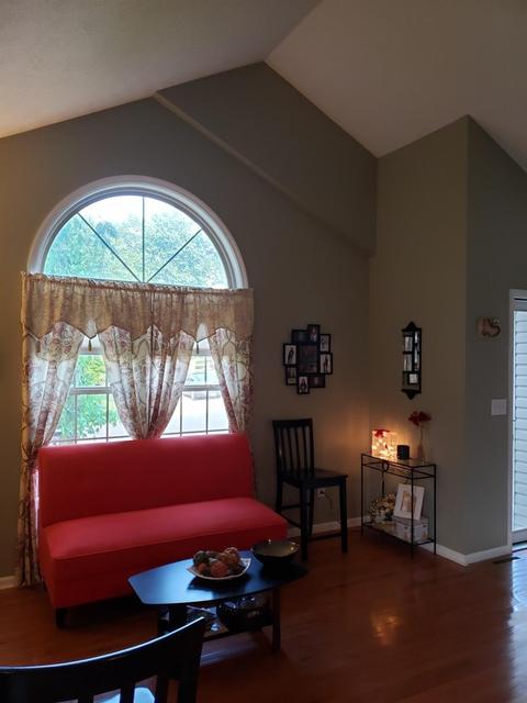 683 Davis Dr, Monroe, OH 45050 photo 2