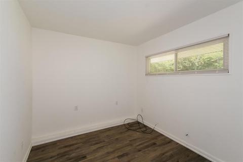 8728 Grenada Dr, Cincinnati, OH 45231 photo 17