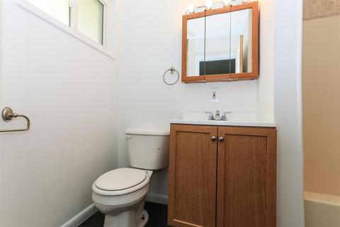 8728 Grenada Dr, Cincinnati, OH 45231 photo 14