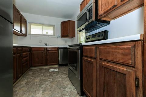 8728 Grenada Dr, Cincinnati, OH 45231 photo 7