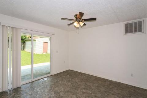 8728 Grenada Dr, Cincinnati, OH 45231 photo 10