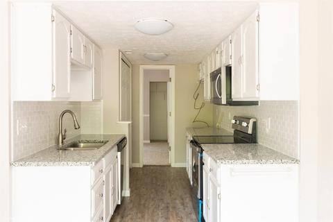 5590 Regimental Pl, Cincinnati, OH 45239 photo 10
