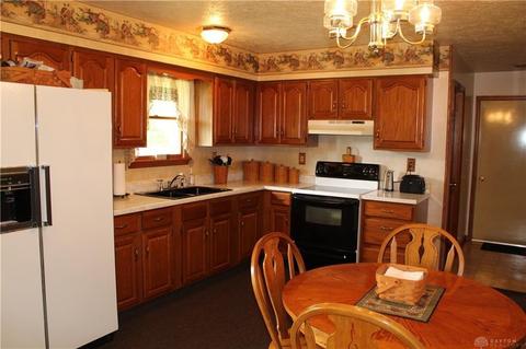 27 Shield Dr, Eaton, OH 45320 photo 12