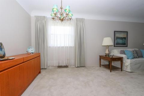 6680 Daly Rd, Cincinnati, OH 45224 photo 10