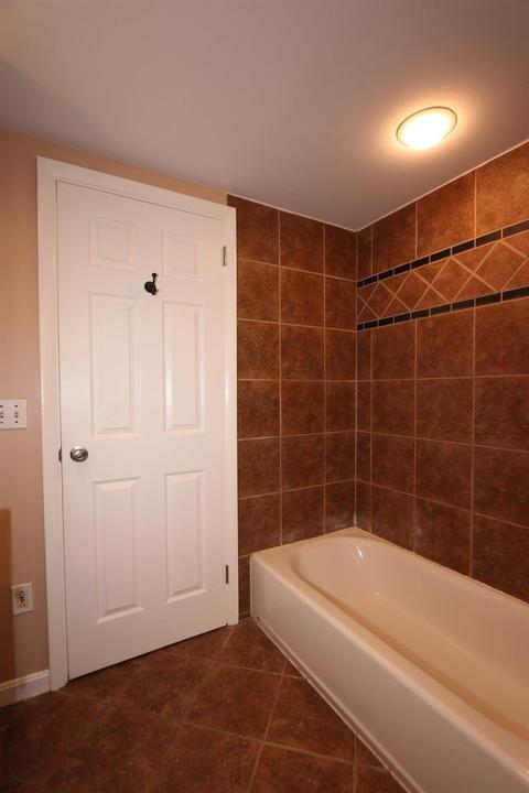 593 Sonny Ln, Cincinnati, OH 45244 photo 23