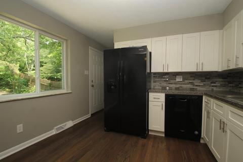 492 Burhen Dr, Cincinnati, OH 45238 photo 7