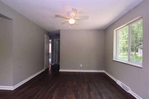 492 Burhen Dr, Cincinnati, OH 45238 photo 9