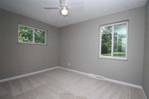 492 Burhen Dr, Cincinnati, OH 45238 photo 12