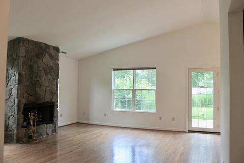 8280 Forest Rd, Cincinnati, OH 45255 photo 5