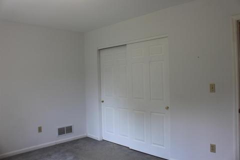 8280 Forest Rd, Cincinnati, OH 45255 photo 19
