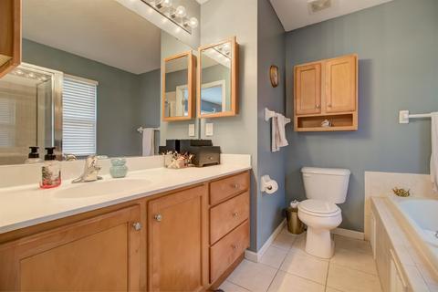 2475 Oaktree Pl, Cincinnati, OH 45238 photo 12