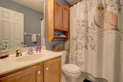 2475 Oaktree Pl, Cincinnati, OH 45238 photo 18