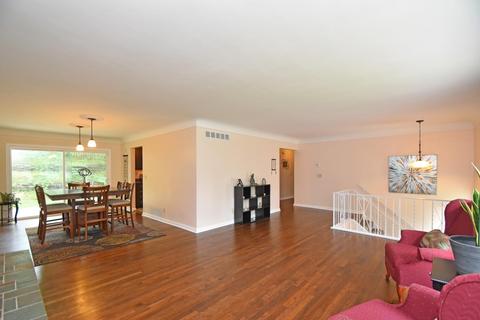 1009 Springbrook Dr, Cincinnati, OH 45224 photo 4
