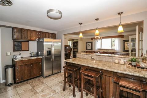 944 Timber Trl, Cincinnati, OH 45224 photo 14