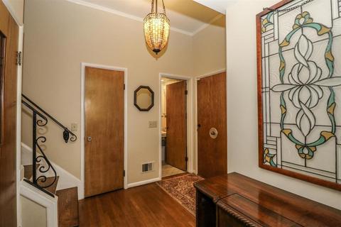 944 Timber Trl, Cincinnati, OH 45224 photo 3
