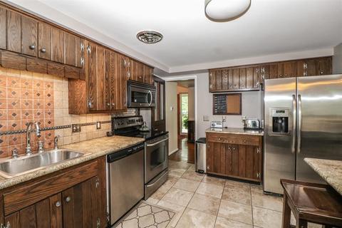944 Timber Trl, Cincinnati, OH 45224 photo 15